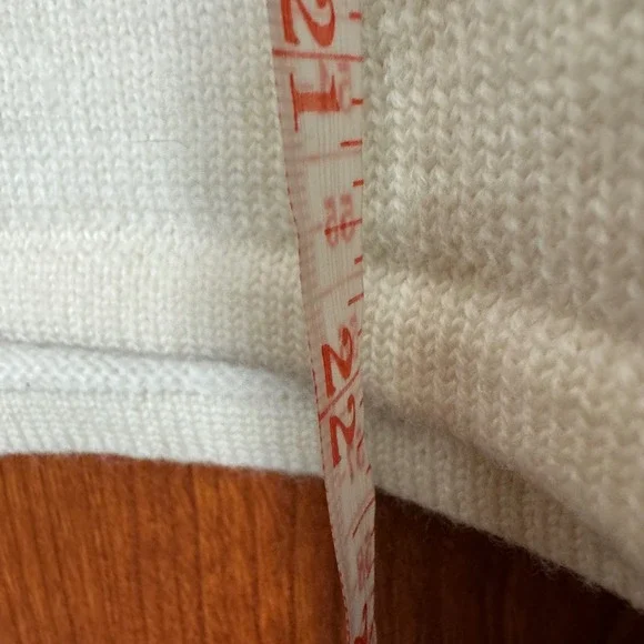 Liz‎ Claiborne Collection Cream Merino Wool Sweater Beaded Floral Embroidered M - Picture 10 of 10